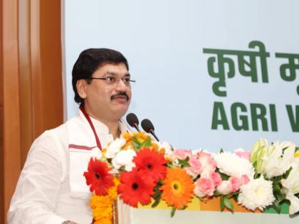 dhananjay munde address agri value chain partnership meet 2024 in mumbai | “...तर शेतमालाला रास्त भाव मिळेल, शेतीला उद्योग म्हणून पाहायला हवे”: धनंजय मुंडे