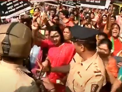 NCP women party workers suddenly came on road towards Mantralay; Police detained after some time | राष्ट्रवादीच्या महिला कार्यकर्त्या अचानक मंत्रालयावर धडकल्या; पोलिसांची तारांबळ