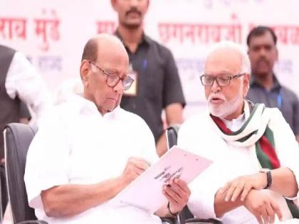 'I didn't speak badly about Sharad Pawar, but I felt sad; Bhujbal criticized in Beed, praised in Kolhapur | 'शरद पवारांबद्दल वाईट बोललो नाही, पण मला दु:ख झालं; भुजबळांची बीडमध्ये टीका, कोल्हापूरात कौतुक