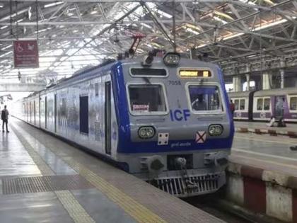 Central Railway to run 10 more AC Locals; 66 trips per day of AC local from November 6 | मध्य रेल्वे आणखी १० एसी लोकल चालवणार; ६ नोव्हेंबरपासून एसी लोकलच्या दररोज ६६ फेऱ्या 