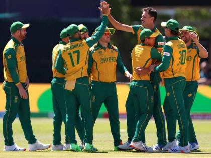 T20 World Cup 2024 SA vs NED Live : South Africa need 104 to defeat the Netherlands, Ottneil Baartman took 4 wickets | दक्षिण आफ्रिकेने फास आवळला, नेदरलँड्सचा संघ कसाबसा शतकपार पोहोचला