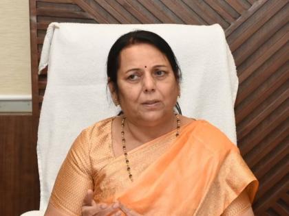 "The Governor has the right to hold a Women's Commission meeting; not the Deputy Chairperson"; Criticism of Neelam Gorhe | "महिला आयोग बैठकीचा अधिकार राज्यपालांना; उपसभापतींना नाही"; नीलम गोऱ्हे यांच्यावर टीका "The Governor has the right to hold a Women's Commission meeting; not the Deputy Chairperson"; Criticism of Neelam Gorhe | "महिला आयोग बैठकीचा अधिकार राज्यपालांना; उपसभापतींना नाही"; नीलम गोऱ्हे यांच्यावर टीका