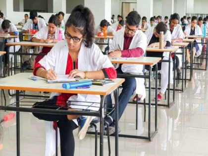 Akola: Akola 7th in state in NEET-UG, 10 students scored 700 plus and around 861 students scored 500 plus! | Akola: नीट-युजीमध्ये अकोला राज्यात सातवे, १० विद्यार्थ्यांना ७०० हून अधिक तर सुमारे ८६१ विद्याथी ५०० प्लस!