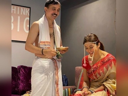 Neha Pendse kick-starts wedding festivities with Grahmukh puja. See pics | Nehha Pendse's Wedding : वर्षाच्या सुरूवातीलाच लग्नबंधनात अडकणार ही मराठमोळी अभिनेत्री, लग्नाच्या विधींना सुरूवात