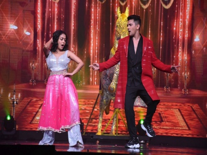 Neha Kakkar discloses on Indian Idol season 11 Finale that Aditya Narayan is going to get married for real this year | नेहा कक्करने सांगितले आदित्य नारायणच्या लग्नाविषयी, वाचा कधी करणार आदित्य लग्न