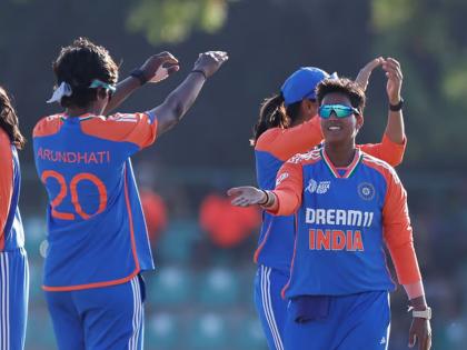 Indian women in semi-finals; beat Nepal by 82 runs; Shefali's half century | भारतीय महिला उपांत्य फेरीत; नेपाळवर ८२ धावांनी मात; शेफालीचे अर्धशतक