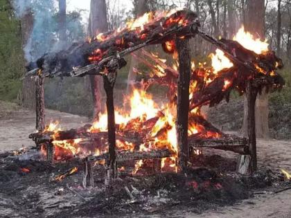 Shocking! Nepalese attack in Indian border; Five outposts of the forest department were burnt | धक्कादायक! नेपाळ्यांचा भारतीय सीमेत घुसून हल्ला; वनविभागाच्या पाच चौक्या जाळल्या