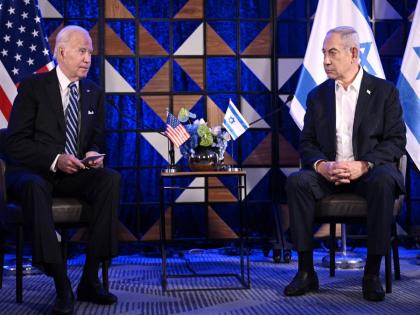 Israel-Hamas war After 12 days of food arriving in Gaza, Netanyahu agreed to Biden's appeal | १२ दिवसांनंतर गाझामध्ये खाद्यपदार्थ पोहोचले, नेतन्याहूंनी बायडेन यांच्या आवाहनाला सहमती दिली