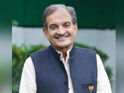 ex cabinet minister in modi government chaudhary birender singh supports farmers agitation | "मी आधी शेतकऱ्याचा मुलगा, मग नेता", मोदी सरकारमधील माजी मंत्र्याचा शेतकऱ्यांना पाठिंबा