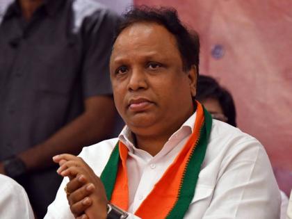 bjp leader ashish shelar slams sharad pawar and sanjay raut over delhi farmers riot | Ashish Shelar: पोलिसांच्या अंगावर ट्रॅक्टर घालणं देशभक्तीच्या व्याख्येत बसतं का?; शेलारांचा पवारांना सवाल