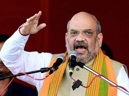 amit shah attacks shiv sena in sindhudurg visit | आम्ही तुमच्या मार्गावर चाललो असतो, तर शिवसेनाच उरली नसती; अमित शहांचा हल्लाबोल