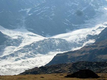 चामोलीतील हिमकड्यांच्या खाली छिद्र, भूकंप आल्यास ओढावेल विनाशकारी संकट!