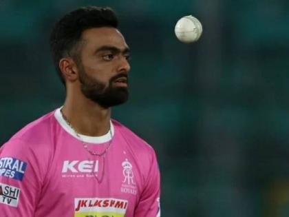 IPL 2021: आयपीएल म्हणजे मनोरंजन नाही!, स्पर्धा रद्द करावी की नाही? भारतीय गोलंदाजानं रोखठोक सांगितलं...
