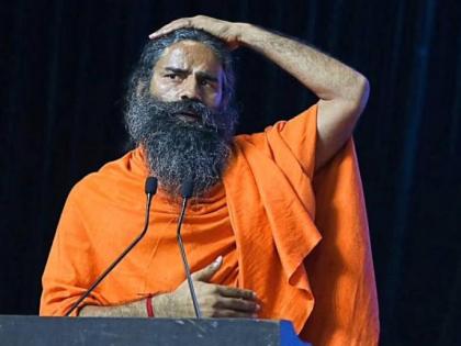 Delhi high court issued notice on swami ramdev statement lakhs died due to allopathy medicine  | बाबा रामदेवांना धक्का! अडचण वाढली; 'त्या' एका वक्तव्यावरून दिल्ली उच्च न्यायालयानं नोटीस धाडली