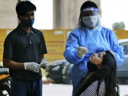 india may tweak rules for coronavirus testing give preference to those with symptoms | CoronaVirus News: कोरोनाच्या नव्या व्हेरिंएट्सचा धोका वाढला; मोदी सरकार मोठा निर्णय घेण्याच्या तयारीत