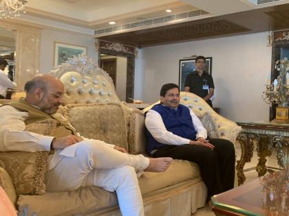 BJP mla Mangal Prabhat Lodha request amit shah to convert Jinnah House into South Asia Centre for Art and Culture | आपलंच सरकार ऐकेना! मुंबईतील भाजप आमदार अमित शहांच्या भेटीला गेले; जुनीच विनंती पुन्हा करून आले