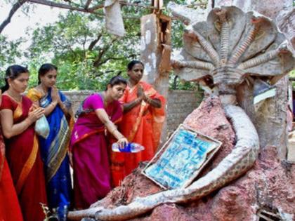 Shravan Vrat 2021: Your 'Nagpanchami' is the same as 'Nagulachavati' in Andhra; The festival is the same but the reason for the celebration is different! | Shravan Vrat 2021 : आपली 'नागपंचमी' तीच आंध्रात 'नागुल चवती'; सण एकच परंतु उत्सवाचे कारण वेगळे!