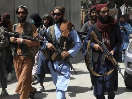 afghanistan taliban have taken more than 150 people most of them indians from kabul airport | BIG BREAKING Taliban Kidnapping Indians: काबुल विमानतळावर तालिबानकडून १५० भारतीय नागरिकांचं अपहरण?; तालिबाननं दावा फेटाळला