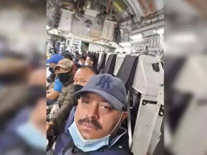 Afghanistan Crisis 4 from Dehradun Dodged Taliban In Afghanistan To Reach Delhi | Afghanistan Crisis: भीषण स्फोटांचे आवाज, बसवर बेछूट गोळीबार; अफगाणिस्तानातून परतलेल्यांनी सांगितली थरकाप उडवणारी कहाणी