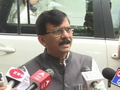 Sanjay Raut comment on ED look out notice against Anil Deshmukh | Sanjay Raut: अनिल देशमुखांविरोधात 'ईडी'ची लूक आऊट नोटीस?... संजय राऊत म्हणाले 'वेट अँड वॉच!'