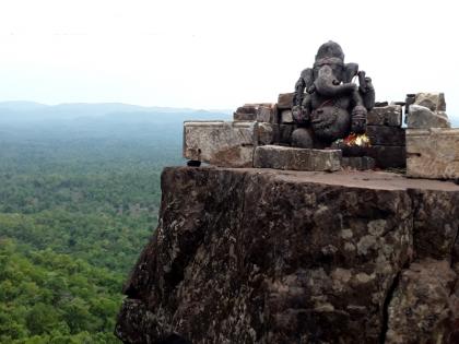 Ganesh Festival 2021: Bappa chooses resting place on 'this' high desolate mountain; Know the place of Gupta Ganesha, Mahatmya! | Ganesh Festival 2021 : 'या' उंच निर्जन डोंगरावर बाप्पाने निवडले विश्रांतीस्थान; जाणून घ्या गुप्त गणेशाचे स्थान महात्म्य!