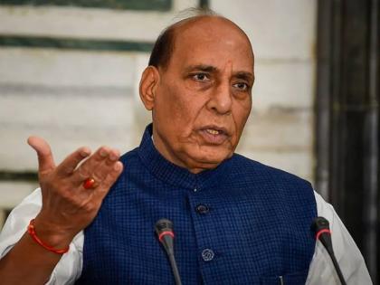 congress atul londhe slams rajnath singh over his statement about veer savarkar | "सावरकरांनी राजनाथ सिंह यांच्या स्वप्नात येऊन माफीनामा का दिला, हे सांगितले का?"