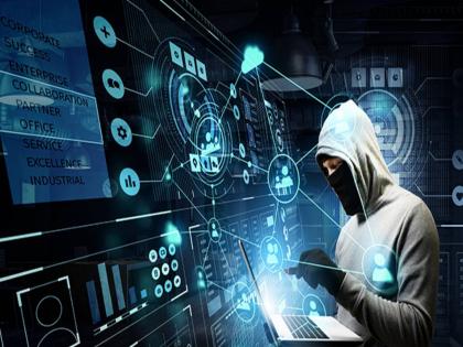 Mobile data can be attacked by new spyware | मोबाइल डेटावर होऊ शकतो हल्ला, राहा सावध; आला नवा स्पायवेअर