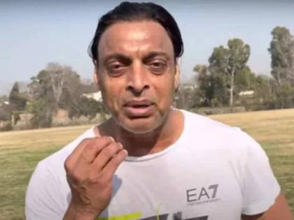 Ptv anchor insult shoaib akhtar on national televesion former fast bowler leave the show | शोएब अख्तरला लाइव्ह कार्यक्रमातून हाकलून लावलं, पाक अँकरनं केला अपमान; पाहा Video