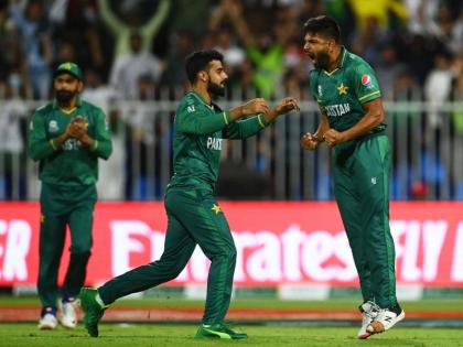 gary kirsten in the fray to become head coach of pakistan cricket team | Pakistan Cricket Coach: भारताला वर्ल्डकप जिंकून देणारा दिग्गज होणार पाकिस्तानचा मुख्य प्रशिक्षक?