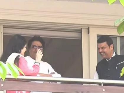 bjp leader devendra fadnavis meets mns chief raj thackeray at his new home | देवेंद्र फडणवीस राज ठाकरेंच्या भेटीसाठी शिवतीर्थावर; भाजपला नवा भिडू मिळणार?