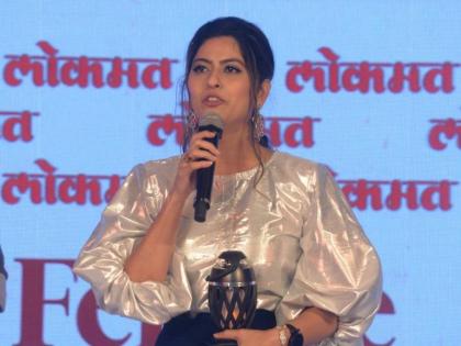 Lokmat DIA Abhidnya Bhave felicitated with josh marathi superstar award | Lokmat DIA: अभिज्ञा भावेचा जोश मराठी सुपरस्टार पुरस्कारानं गौरव; लोकमतकडून सन्मान