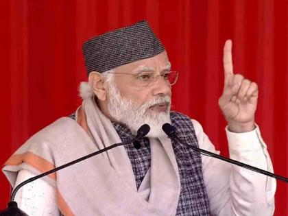 PM Modi in Haldwani PM Modi says Look at my record of 7 years my time is being spent in fixing old things | PM Modi in Haldwani: माझा गेल्या ७ वर्षांचा रेकॉर्ड तपासून पाहा, जुन्या गोष्टी ठीक करण्यातच माझा वेळ जातोय; मोदींचा विरोधकांना टोला