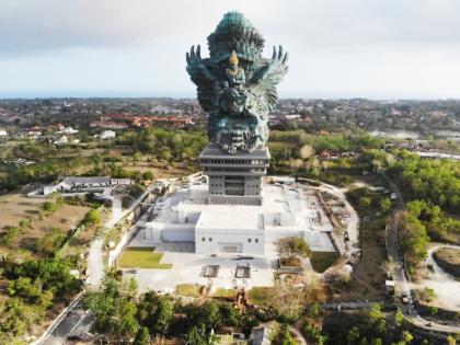 Indonesia has the world's tallest statue of Vishnu; Who are its creators? Learn more! | इंडोनेशियात साकारली आहे जगातील सर्वात उंच विष्णुमूर्ती; कोण आहेत तिचे रचेते? सविस्तर जाणून घ्या!