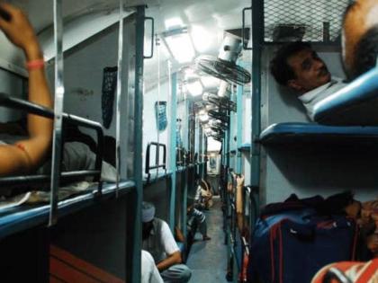 indian railway new update for night journey | रेल्वे प्रवाशांसाठी महत्त्वाचा नियम लागू; जाणून घ्या, अन्यथा होईल नुकसान