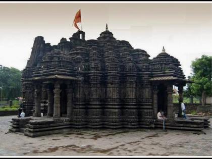 Why do people greet the steps of the temple before going to the temple? Find out | मंदिरात जाण्याआधी मंदिराच्या पायरीला नमस्कार का करतात? जाणून घ्या