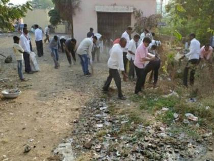 On the occasion of the birth centenary of Nanasaheb Dharmadhikari a nationwide cleanliness campaign will be organized tomorrow | नानासाहेब धर्माधिकारी यांच्या जन्मशताब्दीवर्षानिमित्त उद्या देशभरात स्वच्छता अभियानाचं आयोजन