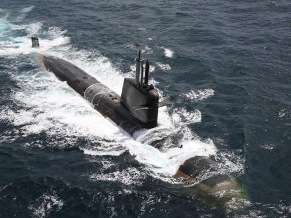 Pakistan claims of intercepting India's submarine INS Kalvari | भारतीय पाणबुडी आमच्या सागरी हद्दीत शिरली; पाकिस्तानचा नवा कांगावा