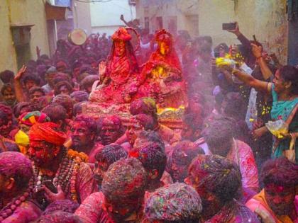 holi 2022 rangbhari ekadashi in varanasi kashi holi in shamshan | Rangbhari Ekadashi: स्मशानात चितेच्या राखेने खेळली जाते होळी, तब्बल 350 वर्षे जुनी पंरपरा काय सांगते? वाचा...