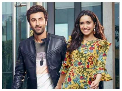 Ranbir kapoor starrer luv ranjan untitled film shooting halts in mumbai after workers create strom on the set over non payment | रणबीर- श्रद्धा कपूरच्या चित्रपटाच्या सेटवर राडा, थांबवावं लागलं शूटिंग?; नेमकं काय घडलं वाचा...