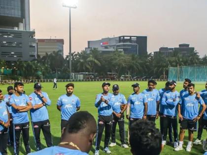 Delhi capitals captain rishabh pant says team management is discussing the role players have to play in ipl 2022 | रिषभ पंतचा 'मास्टर प्लॅन' तयार, दिल्ली कॅपिटल्सला मिळणार पहिलं जेतेपद; कोणत्या गोष्टींवर देतोय भर तेही सांगितलं...