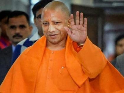 acting cm yogi adityanath reached up sadan in delhi amit shah jp nadda uttar pradesh government formation | शपथविधीआधी योगी पुन्हा दिल्लीला पोहोचले, सरकार स्थापनेबाबत जेपी नड्डांच्या घरी खलबतं!