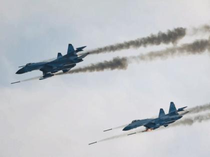 Russian Warplanes Sukhoi Su 27 Armed With Nuclear Weapons Violated Swedish Airspace Amid Ukraine Crisis | Russia Nuclear Weapon: अणुबॉम्बनं सज्ज असलेली रशियन फायटर जेट्स स्‍वीडनच्या सीमेत शिरली, युरोपात दहशत!