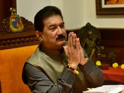 income tax department attaches 41 properties linked to shiv sena leader yashwant jadhav | शिवसेना नेते यशवंत जाधवांच्या ४१ मालमत्ता जप्त; एकाच इमारतीमधील ३१ फ्लॅट्सवर टाच