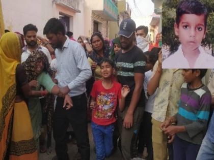 in uttar pradesh ruthless uncle aunt killed seven year old nephew and hid in a cane field | काका काकीला मूल नव्हतं, ७ वर्षांच्या पुतण्याला गळा दाबून संपवलं; शेतात लपवला मृतदेह 