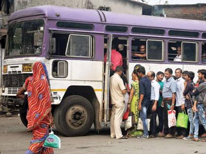 msrtc service slowly getting on track Thousands of buses increased in 2 days 50 percent staff joined duty | एसटी सेवा हळूहळू मार्गावर; २ दिवसांत वाढल्या हजार गाड्या, ५० टक्के कर्मचारी रुजू