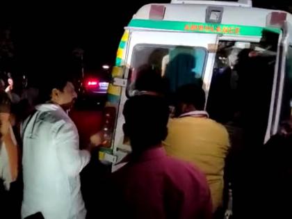 ncp leader Dhananjay Munde saves life of injured youth arranges ambulance for him | धनंजय मुंडेंमुळे अपघातग्रस्त तरुणाला जीवदान; फोन करताच रुग्णवाहिका दोन मिनिटांत हजर