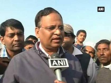 ed arrests Delhi Health Minister Satyendar Jain in a case connected to hawala transactions related to a Kolkata based company | मोठी बातमी! केजरीवाल सरकारला धक्का, आरोग्यमंत्री सत्येंद्र जैन यांना 'ईडी'कडून अटक