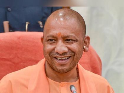 cm yogi adityanath announcement mla fund increased in up three crores to five crores | 'यूपी'च्या आमदारांसाठी खुशखबर!, आमदार निधी ३ कोटींवरुन ५ कोटी; CM योगींची घोषणा