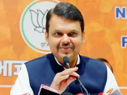 The Chief Ministers car is running but the government is closed Criticism of Devendra Fadnavis | मुख्यमंत्र्यांची कार चालते, पण सरकार बंदच; देवेंद्र फडणवीसांची टीका