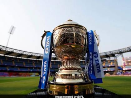 Demand for digital in IPL base price for each match 33 crores got 50 crores | IPL मध्ये डिजिटललाच मागणी, प्रत्येक सामन्यासाठी बेस प्राईस ३३ कोटी, मिळाले ५० कोटी